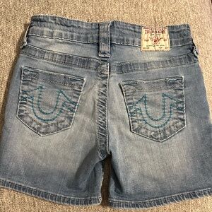 True Religion Jayde Girl Shorts. (7)